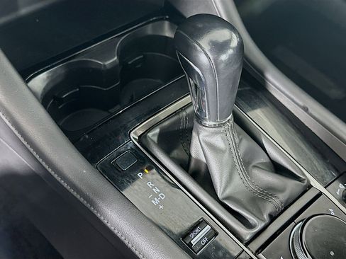 Used 2025 MAZDA MAZDA3 s image 25