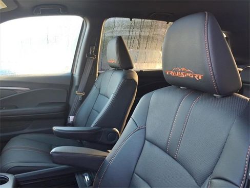 Used 2023 Honda Passport TrailSport image 16