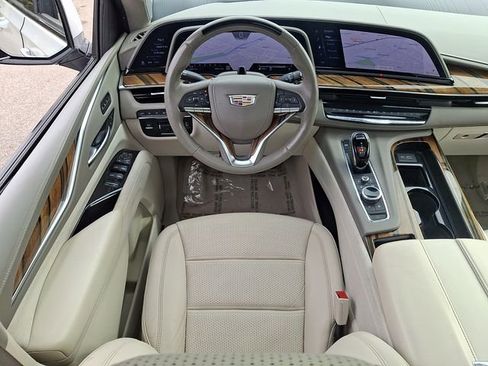Used 2022 Cadillac Escalade Sport Platinum image 12