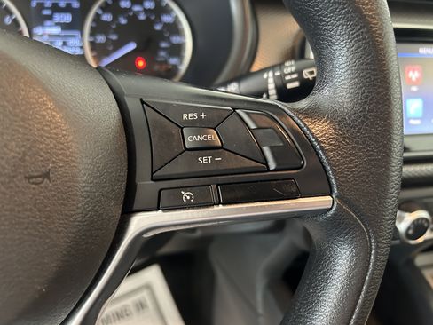 Used 2020 Nissan Kicks S FWD image 13
