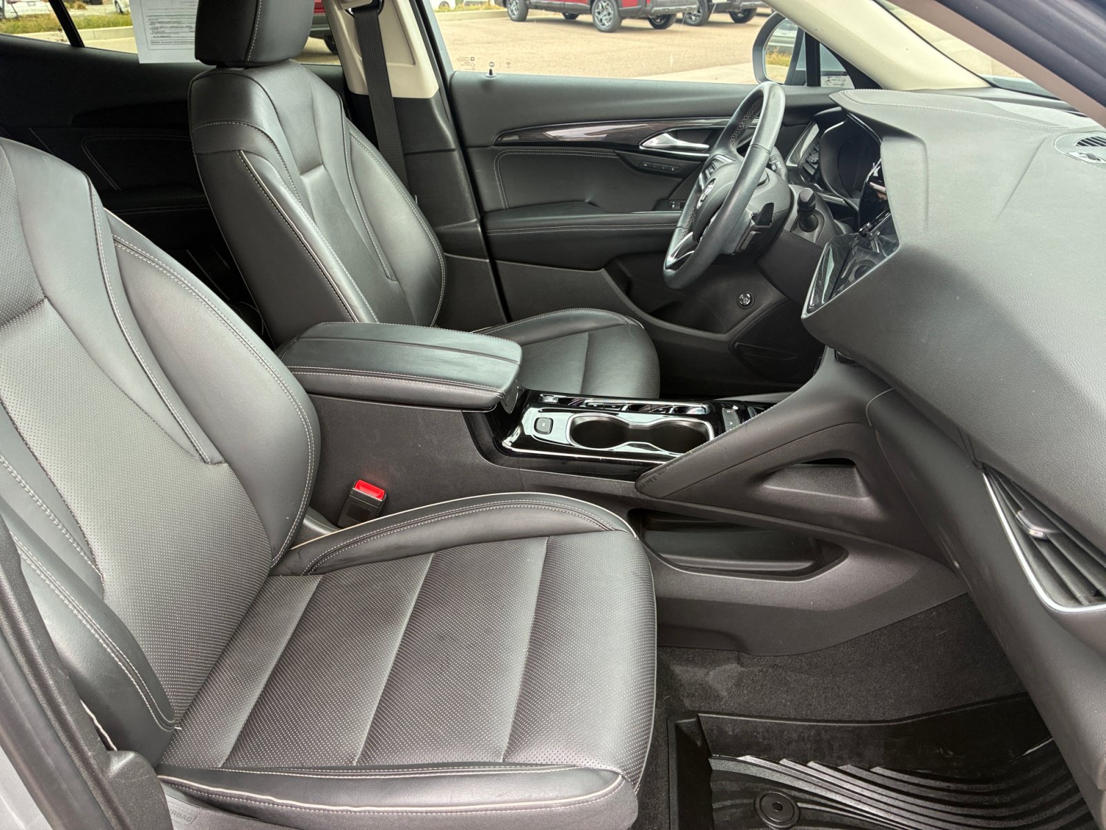 Used 2023 Buick Envision Essence FWD image 30