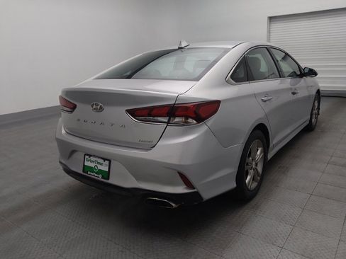 Used 2018 Hyundai Sonata Limited image 9