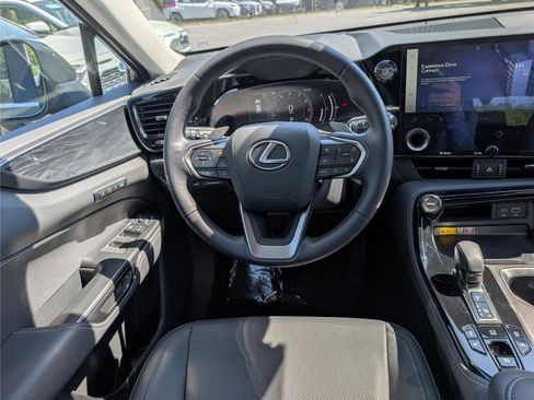 Used 2025 Lexus NX 350 AWD w/ Accessory Package (2T) image 17