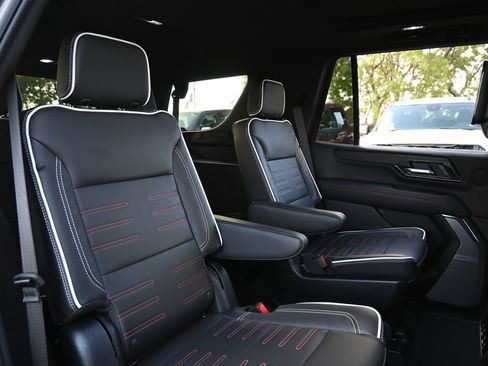 Certified 2026 GMC Yukon AT4 Ultimate AWD/4WD image 25