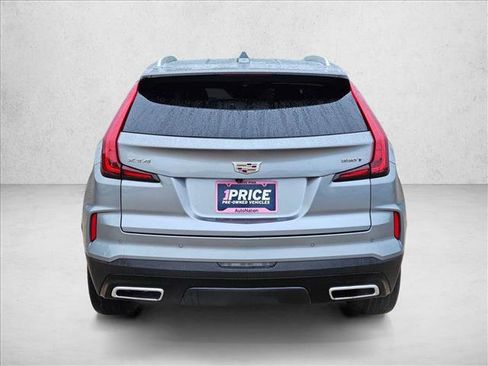 Used 2025 Cadillac XT4 Premium Luxury FWD image 7