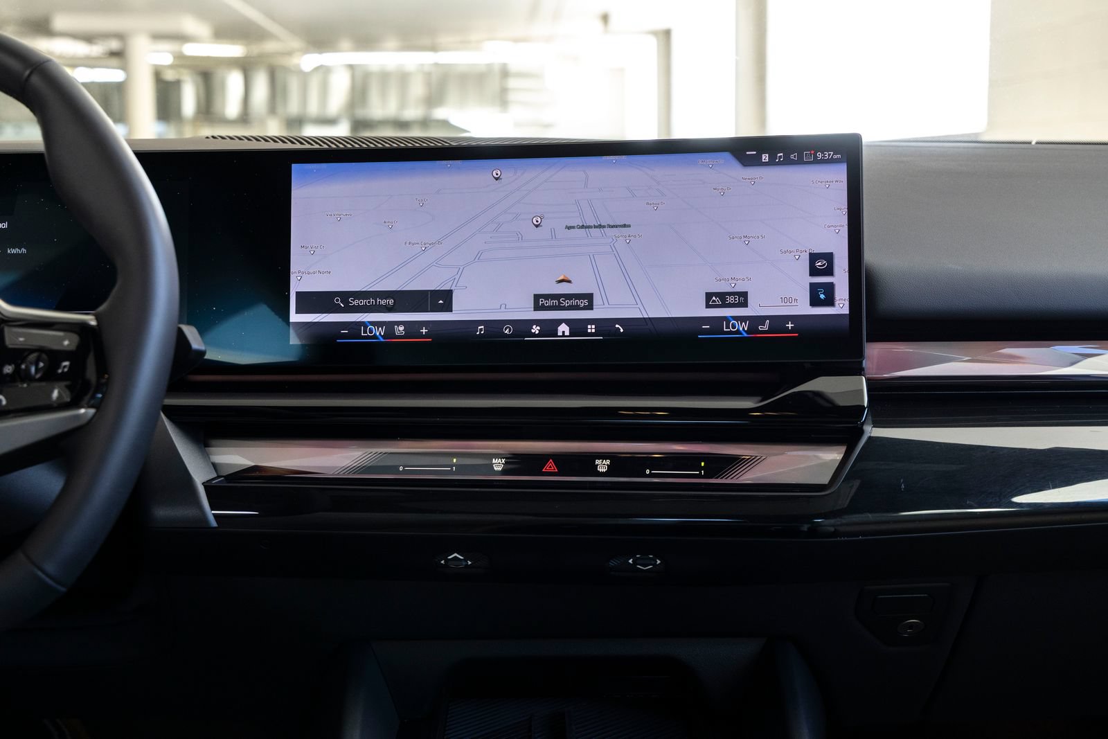 Certified 2025 BMW i5 eDrive40i w/ Premium Package RWD image 12
