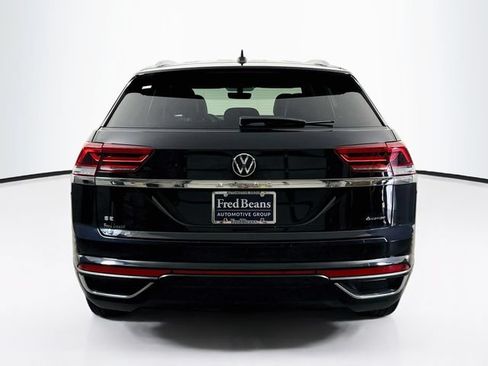 Certified 2023 Volkswagen Atlas Cross Sport SE AWD/4WD image 7