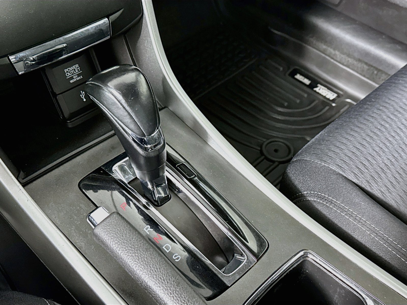 Used 2015 Honda Accord Sport image 19