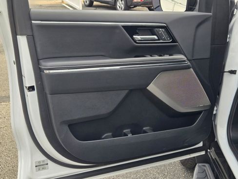 New 2025 GMC Sierra EV Denali AWD/4WD image 33