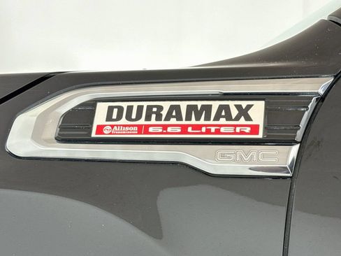 Used 2021 GMC Sierra 2500 AT4 w/ AT4 Premium Plus Package AWD/4WD image 9