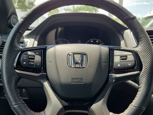 Used 2025 Honda Ridgeline Black Edition image 21