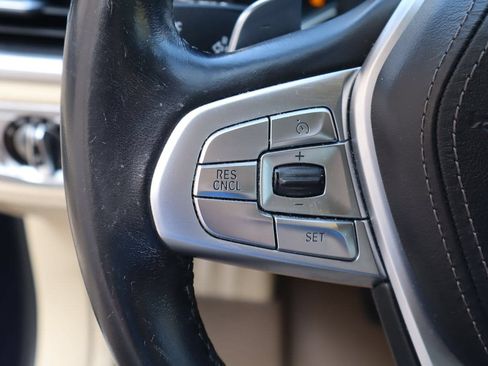 Used 2018 BMW 740i RWD image 12