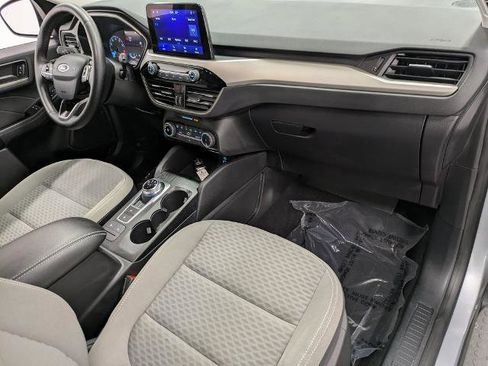 Certified 2022 Ford Escape SE w/ Cold Weather Package image 29