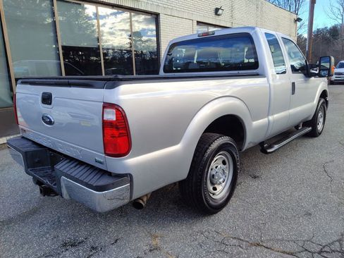 Used 2011 Ford F250 XL w/ PWR Equipment Group image 8