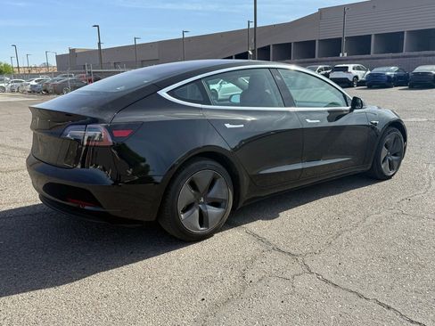 Used 2018 Tesla Model 3 Long Range RWD image 5