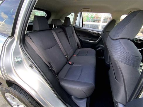 Used 2019 Toyota RAV4 LE w/ All Weather Liner Package image 19