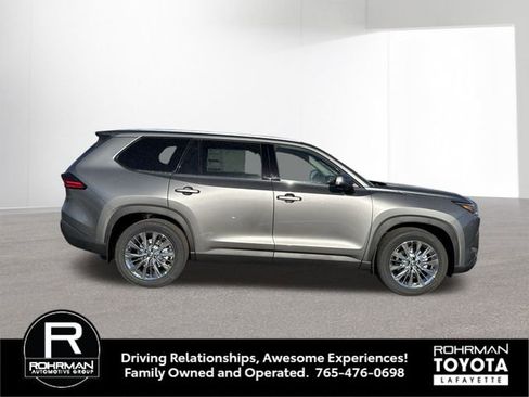 New 2026 Toyota Grand Highlander Platinum image 7