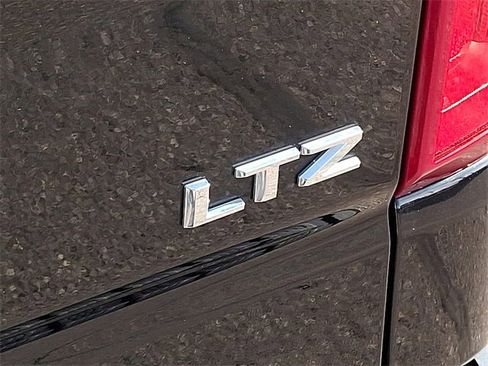 Used 2023 Chevrolet Silverado 1500 LTZ w/ Z71 Off-Road Package image 25