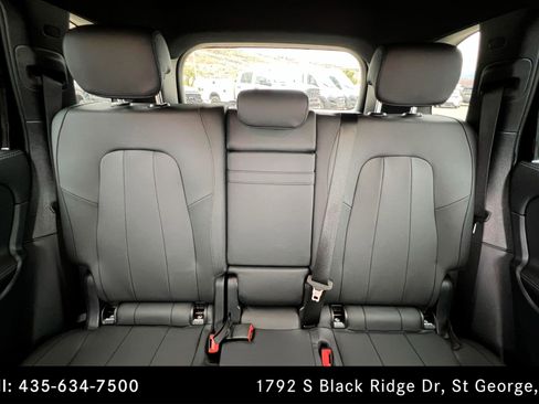 Certified 2025 Mercedes-Benz GLB 250 4MATIC image 25