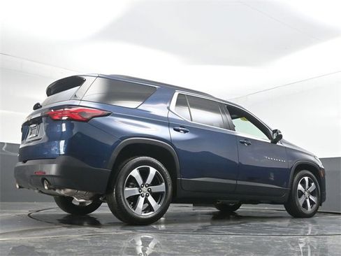 Used 2023 Chevrolet Traverse LT w/ LT Premium Package image 33