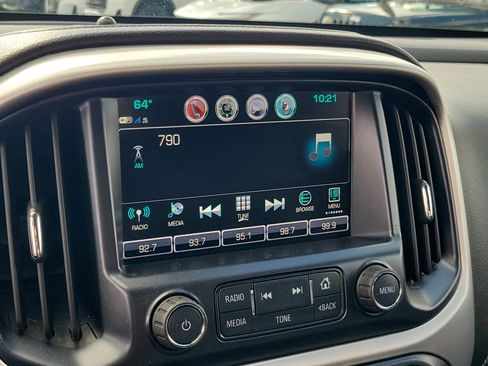 Used 2017 GMC Canyon SLT w/ Driver Alert Package image 22