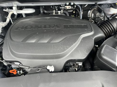 Used 2025 Honda Odyssey Elite image 10