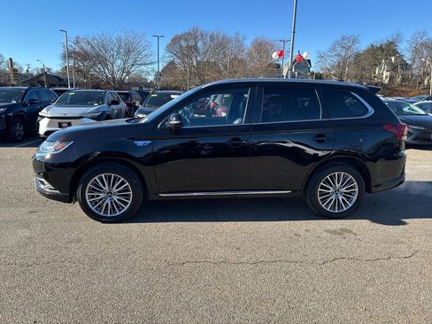 Used 2021 Mitsubishi Outlander GT image 4