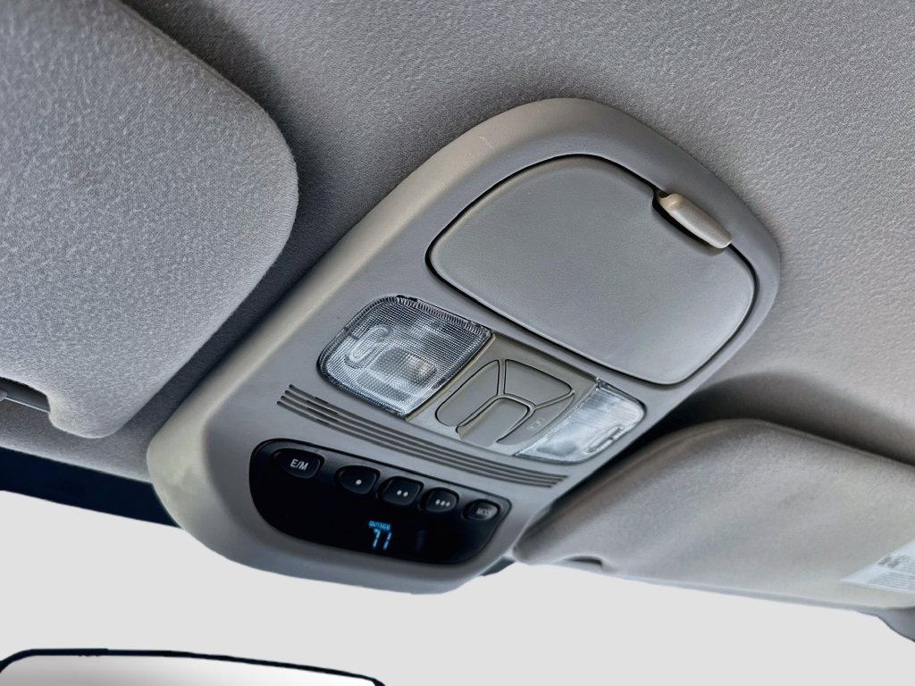 Used 2006 Toyota Sienna LE w/ LE Pkg 3 FWD image 18