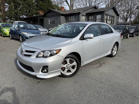 Used 2013 Toyota Corolla S Special Edition image 1