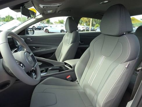 Certified 2026 Hyundai Elantra Sport FWD image 5