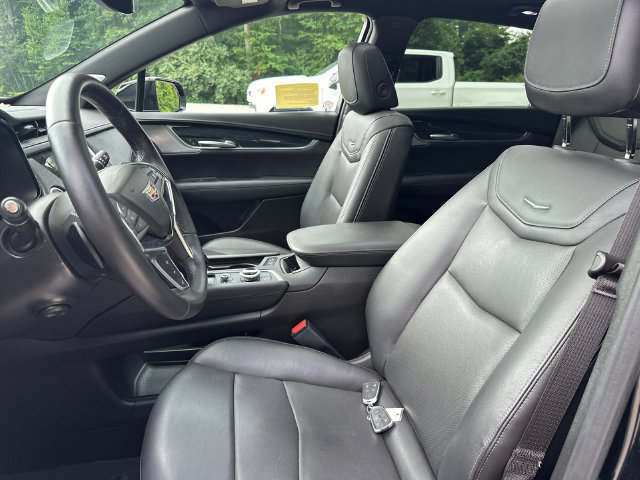 Used 2024 Cadillac XT5 Premium Luxury w/ LPO, Floor Liner Package AWD/4WD image 39