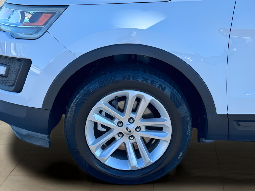 Used 2016 Ford Explorer FWD image 33