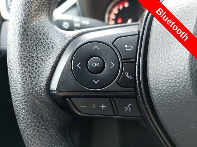 Used 2025 Toyota RAV4 LE AWD/4WD image 21