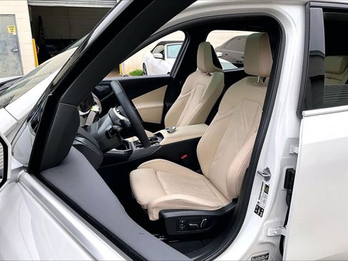 Used 2025 BMW X3 xDrive30i w/ Convenience Package image 27