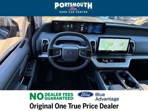 Used 2025 Ford Expedition Max Active image 7