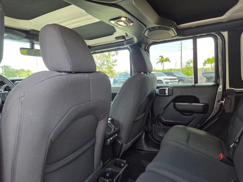Used 2023 Jeep Wrangler Unlimited Sport AWD/4WD image 24