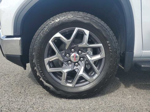 New 2026 GMC Sierra 1500 SLT w/ SLT Premium Package AWD/4WD image 10