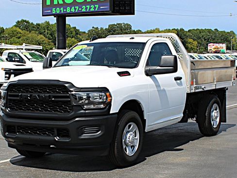 Used 2024 RAM 2500 Tradesman RWD image 2