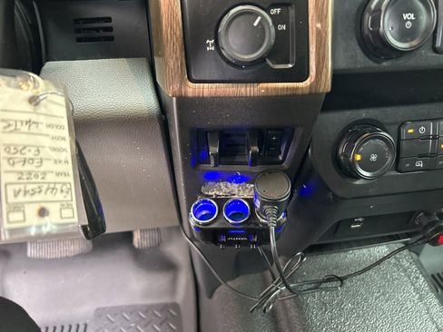 Used 2022 Ford F250 XL w/ Power Equipment Group image 41