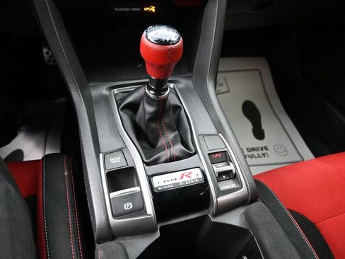 Used 2019 Honda Civic Type R image 21