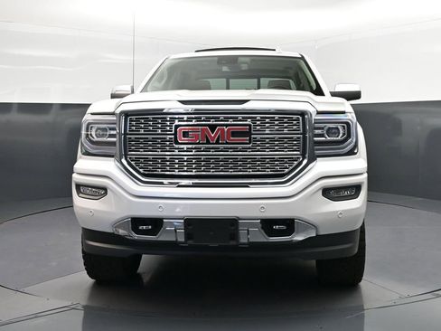Used 2018 GMC Sierra 1500 Denali w/ Denali Ultimate Package image 10