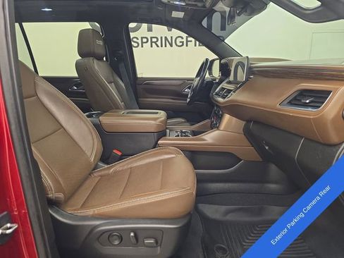 Used 2023 Chevrolet Suburban High Country AWD/4WD image 10