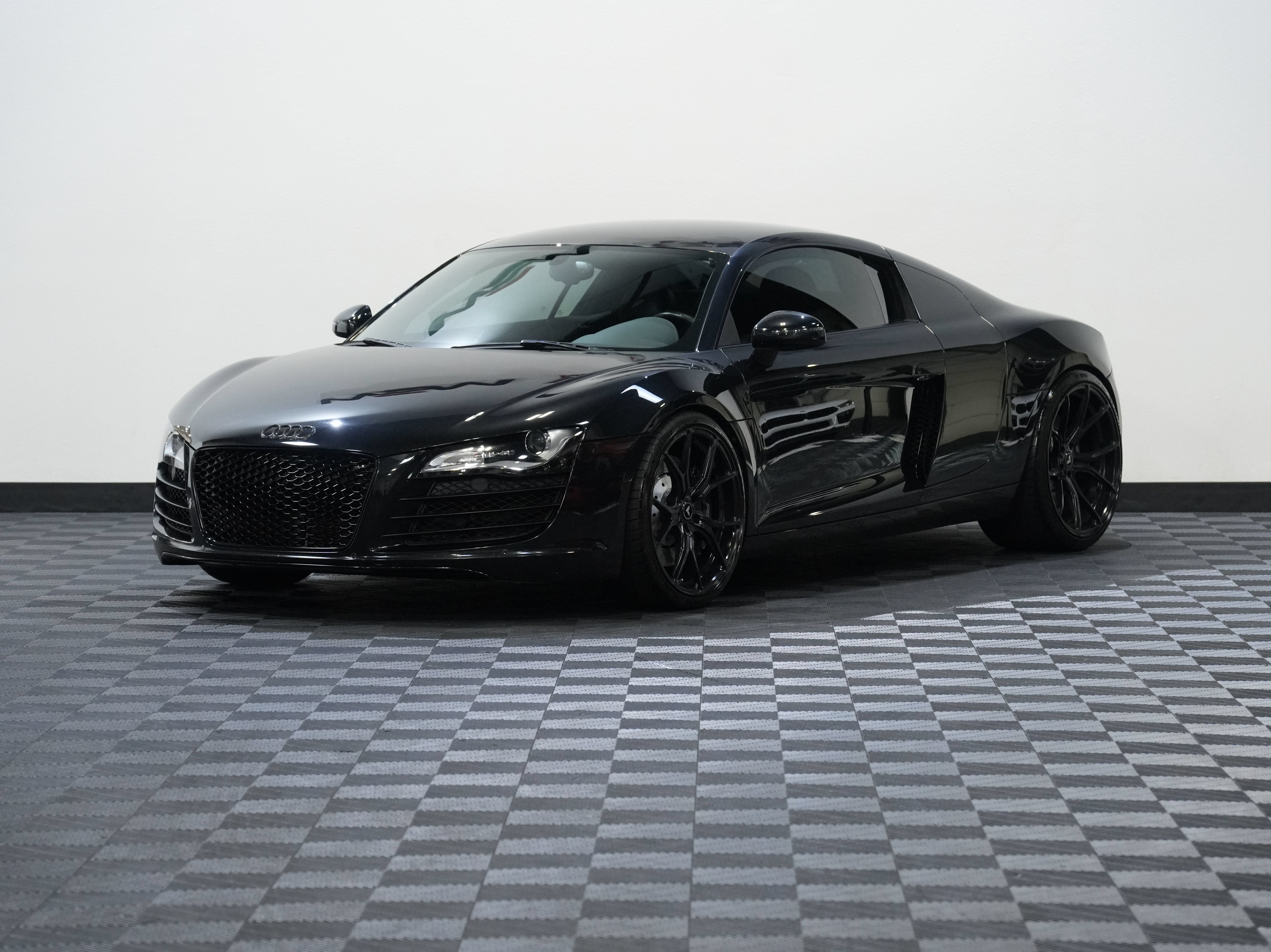 Used 2011 Audi R8 V8 AWD/4WD image 3