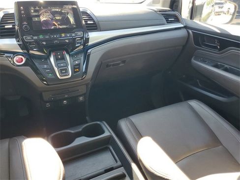 Used 2023 Honda Odyssey Touring image 15