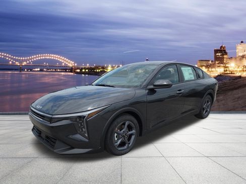 New 2026 Kia K4 FWD image 1
