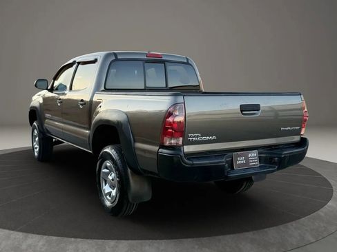 Used 2012 Toyota Tacoma PreRunner w/ Convenience Pkg image 6