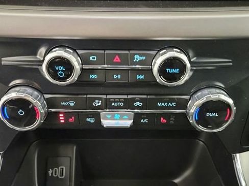 New 2025 Ford F150 Lightning XLT image 18