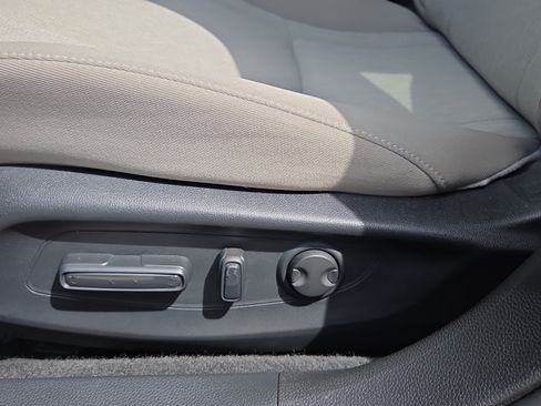 Used 2023 Honda Accord EX image 10