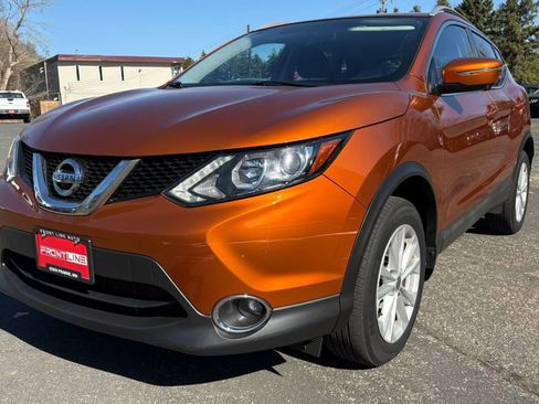 Used 2017 Nissan Rogue Sport SV w/ SV Premium Package image 15