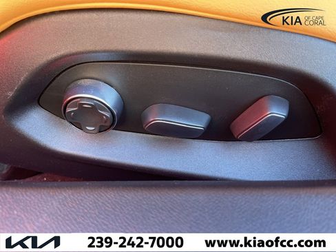 Used 2020 Chevrolet Corvette Stingray Preferred Cpe w/ 2LT Preferred Equipment Group image 12